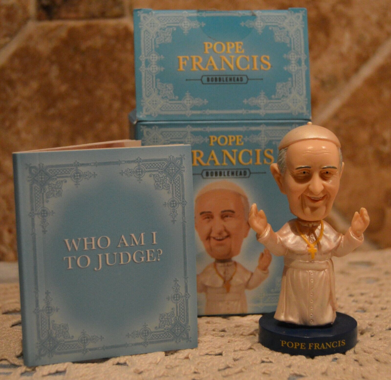 Pope Francis Bobblehead~with Who Am I To Judge Book~bobblehead 3 1/2" Tall~cute